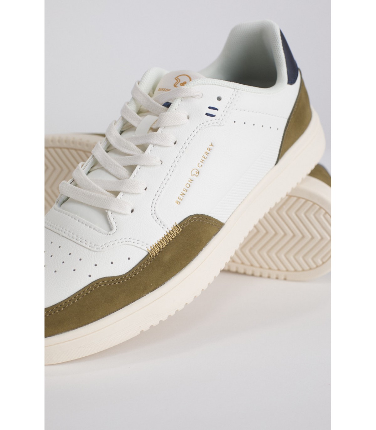 Baskets benson & cherry blanc/kaki