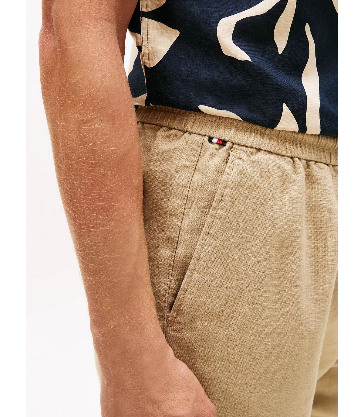 Pantalon chino tommy menswear aegbatiquekakhi
