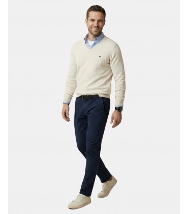 Pull col v fynch hatton 824offwhite