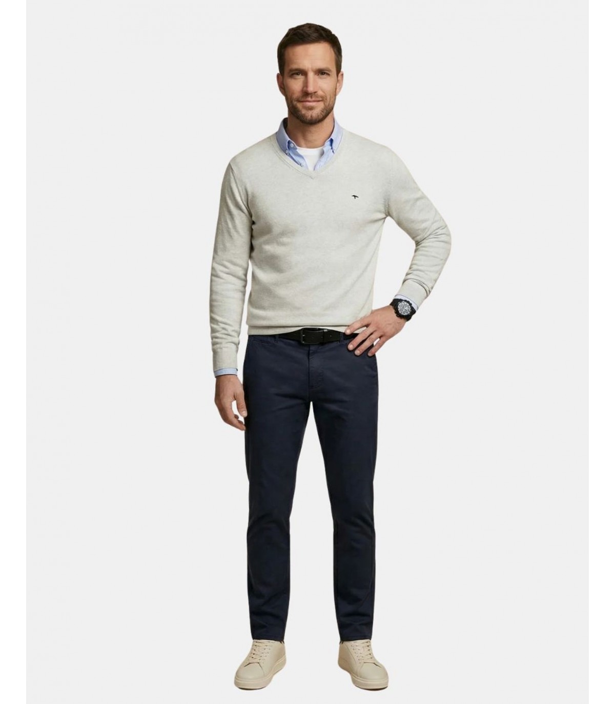 Pull col v fynch hatton 824offwhite