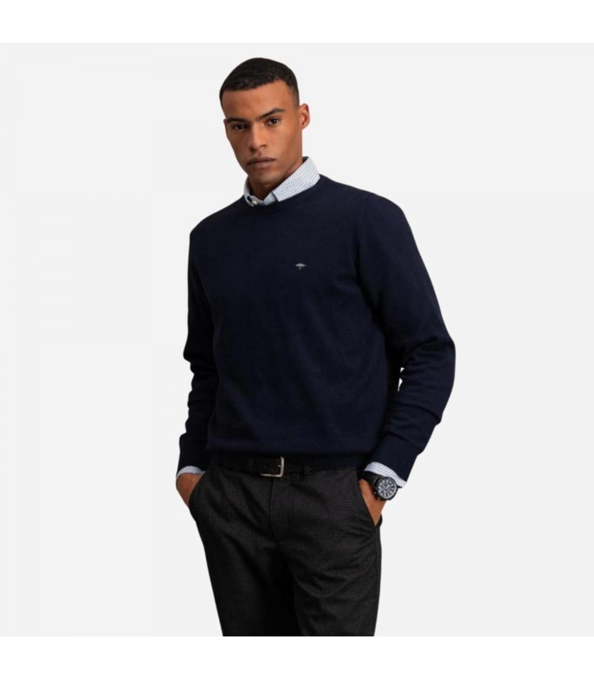 Pull col rond fynch hatton 690navy