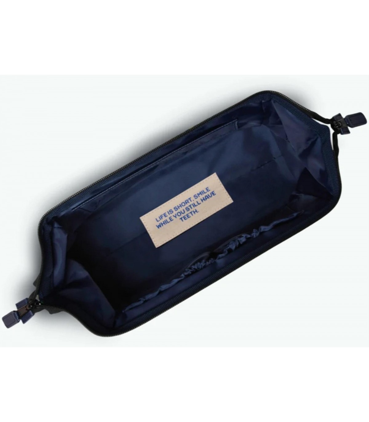 Maroquinerie trousse de toilette cabaia 