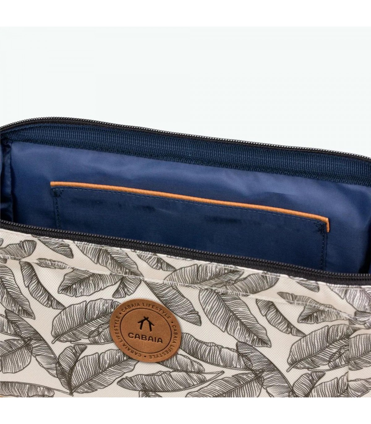 Maroquinerie trousse de toilette cabaia 