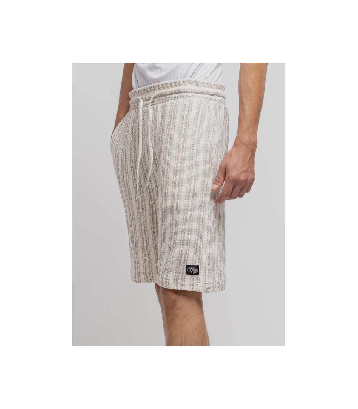 Bermuda teddy smith 219middlewhite