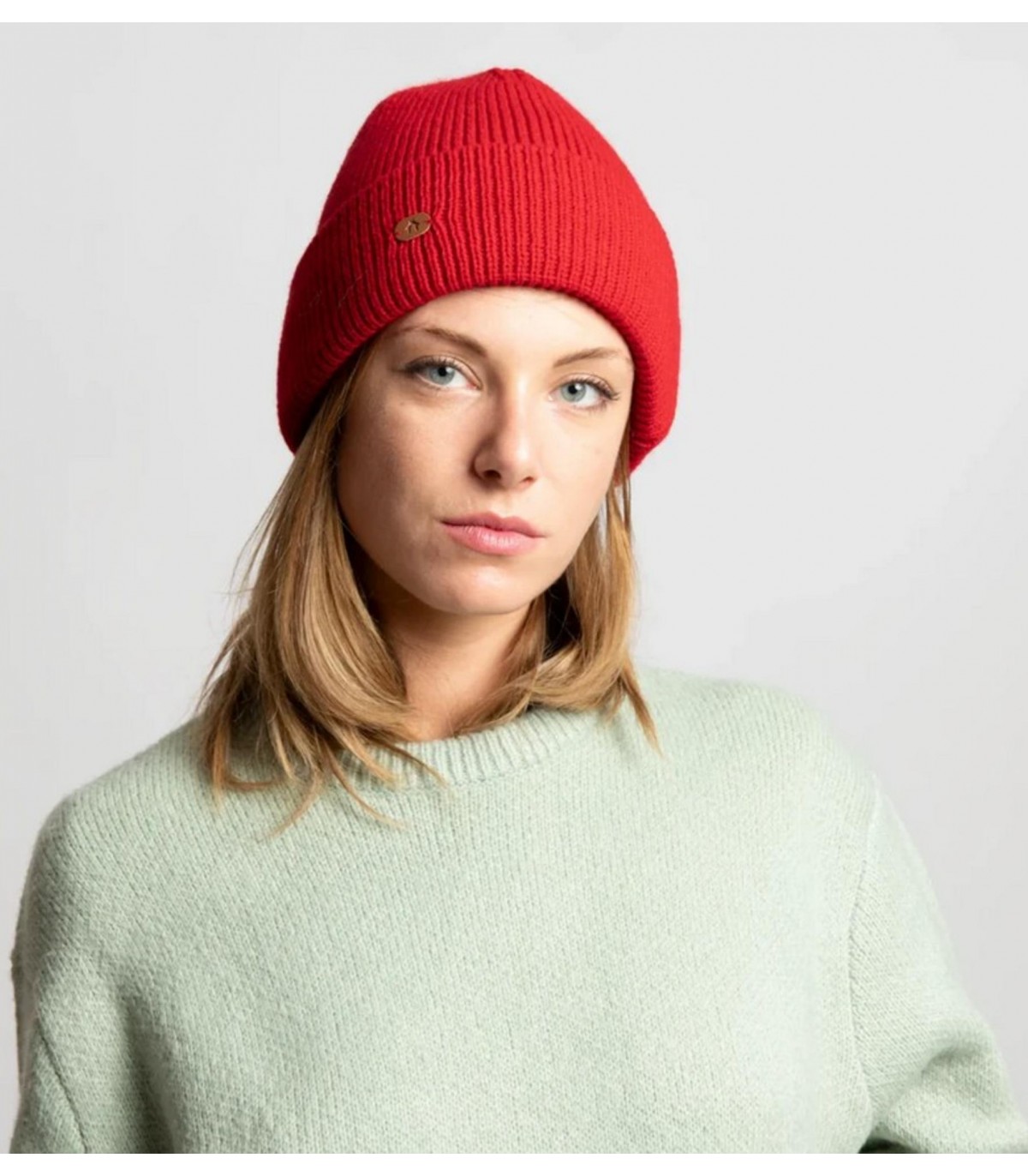 Bonnet cabaia red