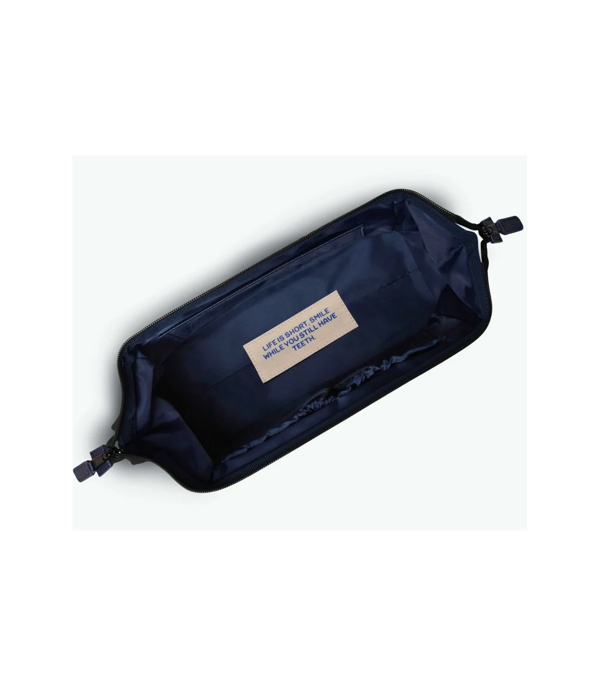 Maroquinerie trousse de toilette cabaia 