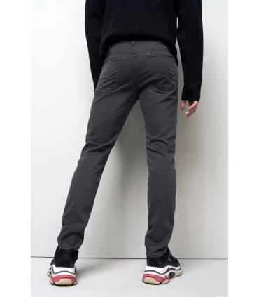 Pantalon 5 poches m5 06gris